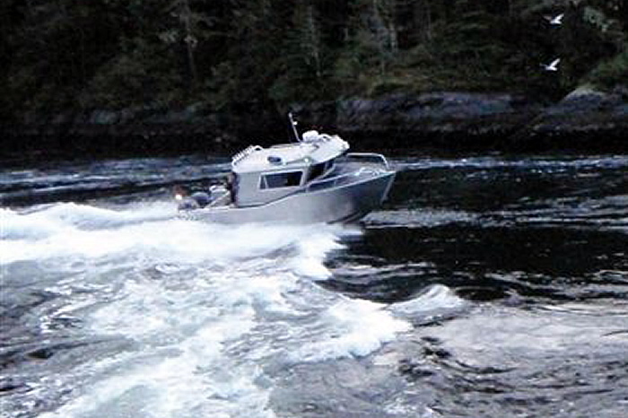 JXC 24 Crew Boat In Rapids